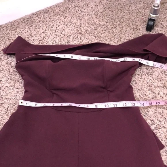 Alexis Kendall Wide Leg Jumpsuit Size Medium Maroon Red Ruffle Strapless